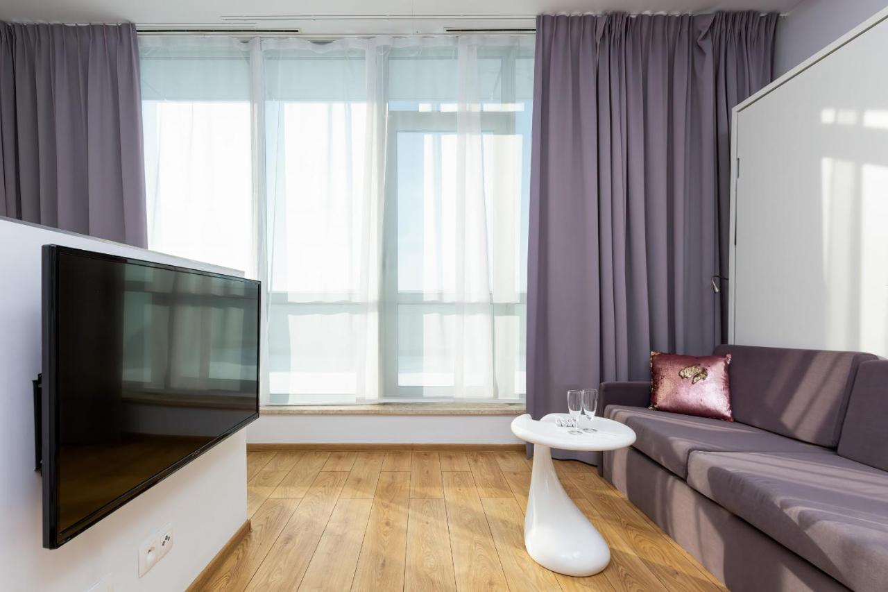Varsovia Apartments Warsaw By Noclegi Renters Exteriör bild