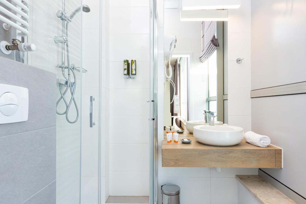 Varsovia Apartments Warsaw By Noclegi Renters Exteriör bild