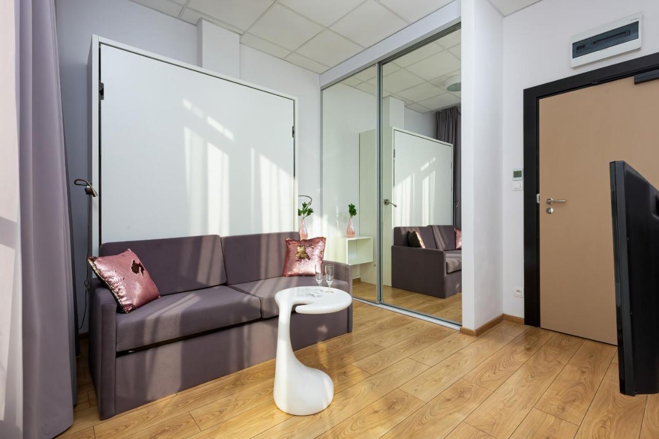 Varsovia Apartments Warsaw By Noclegi Renters Exteriör bild