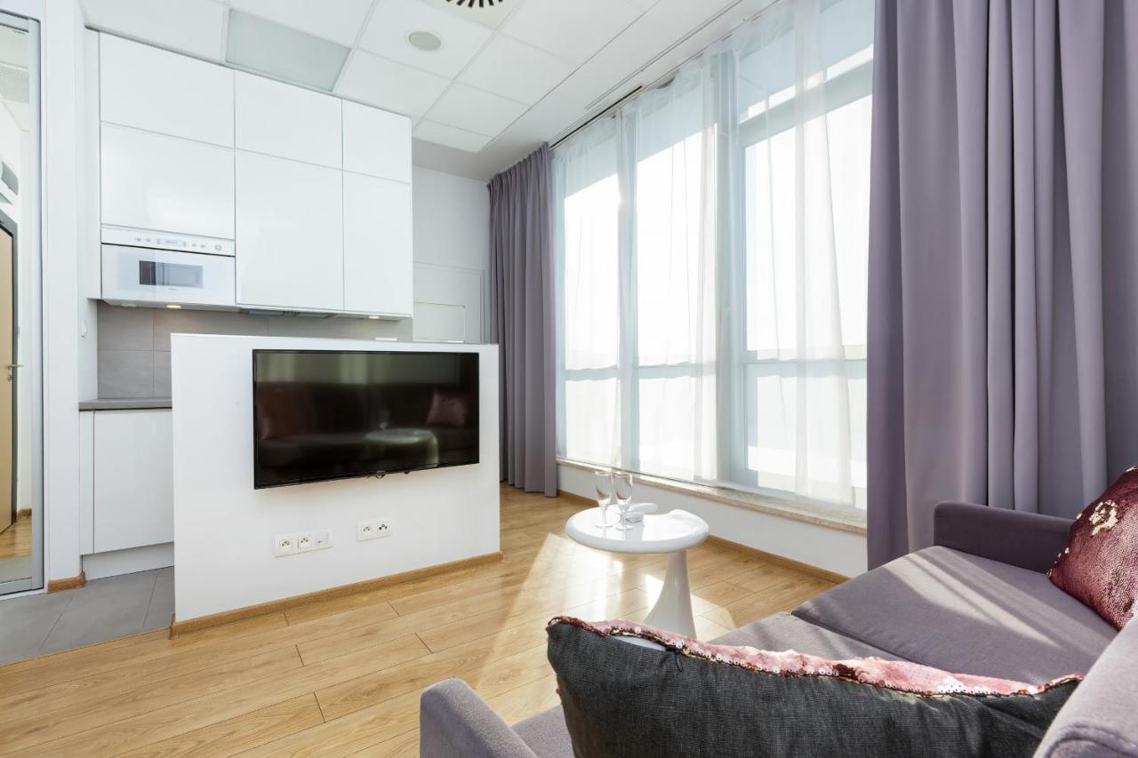 Varsovia Apartments Warsaw By Noclegi Renters Exteriör bild